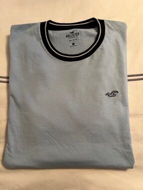 Hollister Light Blue Tee with Navy & White Ringer Collar